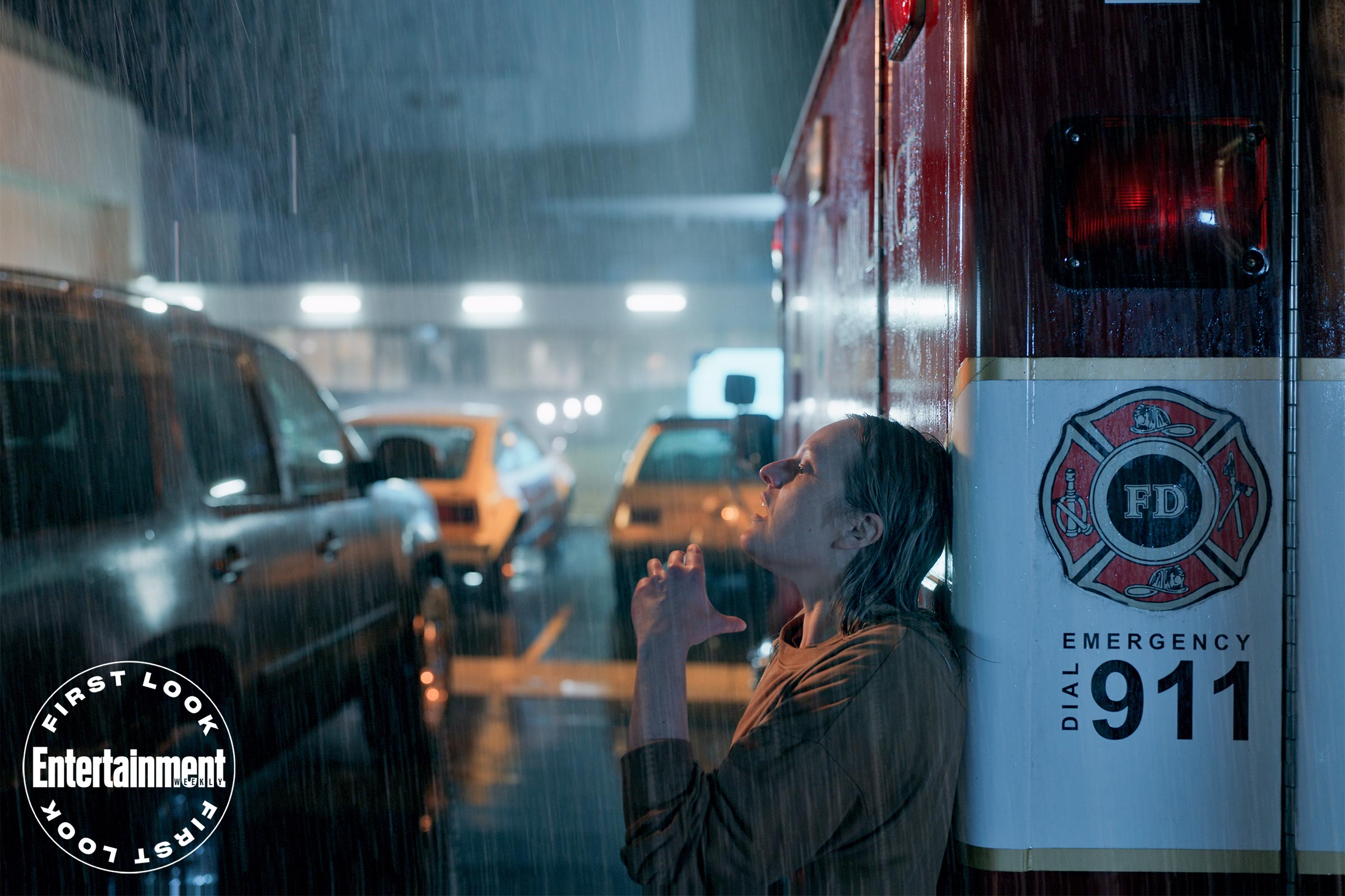 Niewidzialny człowiek - zwiastun horroru inspirowanego klasyką kina